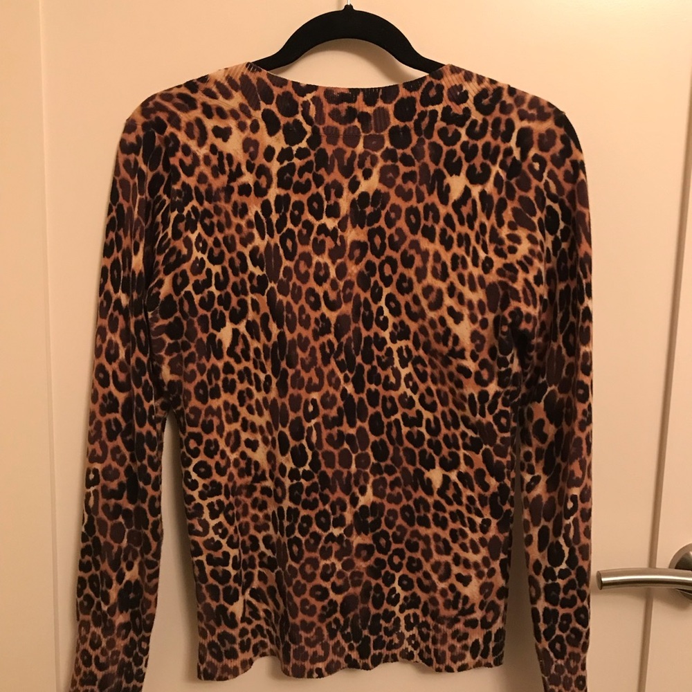 Express-Cheetah Print Sweater - Picture 3 of 5